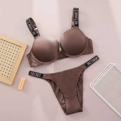 New Push Up Shapewear Adjustable Padded Gathered V Lace Lingerie Set Bra and Brief Women's Sexy Bra and Panty Set Comfortable